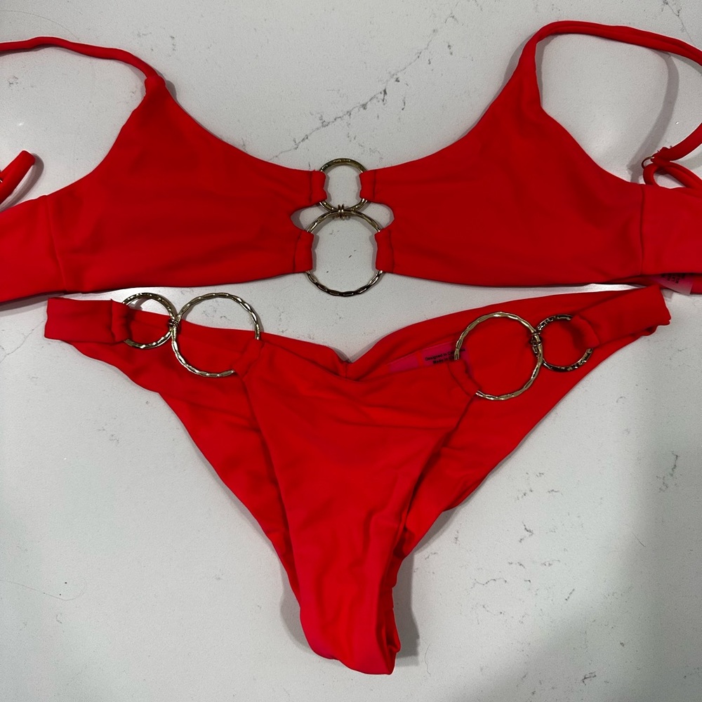 BEACH BUNNY SWIMSUIT SET!!!